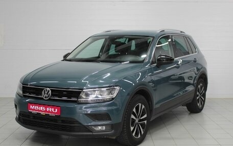 Volkswagen Tiguan II, 2019 год, 2 050 000 рублей, 1 фотография
