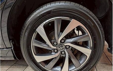 Toyota Harrier, 2020 год, 2 100 000 рублей, 31 фотография