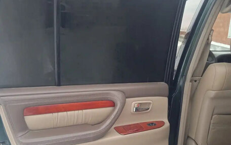 Lexus LX II, 2000 год, 1 650 000 рублей, 11 фотография