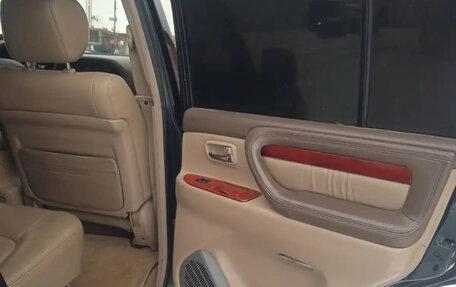 Lexus LX II, 2000 год, 1 650 000 рублей, 10 фотография