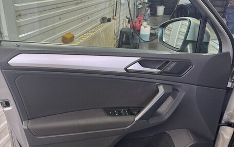 Volkswagen Tiguan II, 2021 год, 3 170 000 рублей, 11 фотография