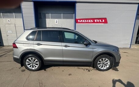 Volkswagen Tiguan II, 2021 год, 3 170 000 рублей, 7 фотография