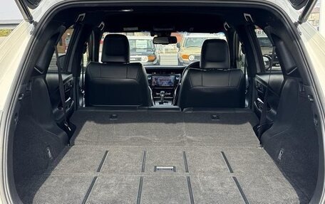 Toyota Harrier, 2020 год, 2 100 000 рублей, 25 фотография