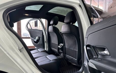 Mercedes-Benz A-Класс, 2022 год, 2 090 000 рублей, 7 фотография