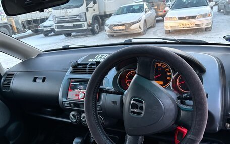 Honda Fit III, 2003 год, 360 000 рублей, 2 фотография