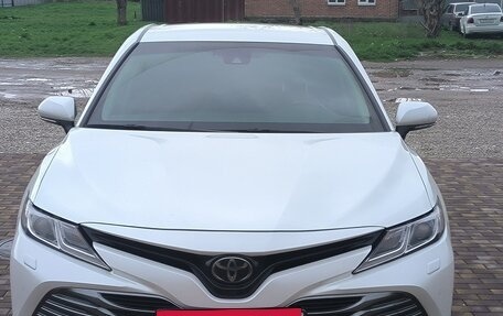 Toyota Camry, 2019 год, 2 950 000 рублей, 2 фотография