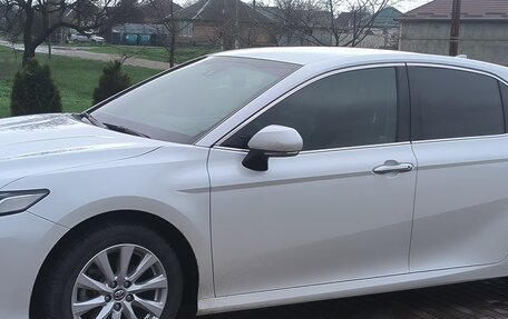 Toyota Camry, 2019 год, 2 950 000 рублей, 10 фотография