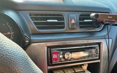 KIA Rio III рестайлинг, 2011 год, 810 000 рублей, 13 фотография