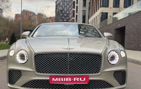 Bentley Continental GT III, 2019 год, 18 000 000 рублей, 2 фотография