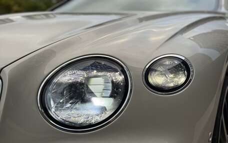 Bentley Continental GT III, 2019 год, 18 000 000 рублей, 11 фотография