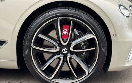 Bentley Continental GT III, 2019 год, 18 000 000 рублей, 13 фотография