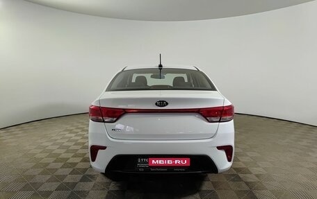 KIA Rio IV, 2018 год, 1 350 000 рублей, 7 фотография