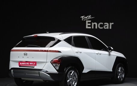 Hyundai Kona, 2023 год, 1 980 000 рублей, 3 фотография