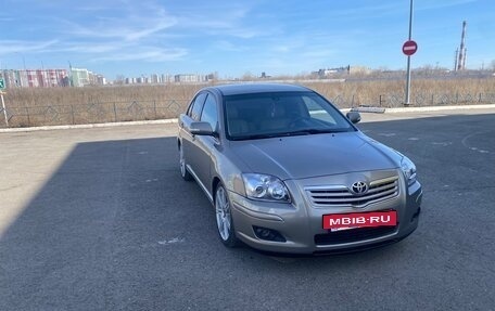 Toyota Avensis III рестайлинг, 2006 год, 830 000 рублей, 5 фотография