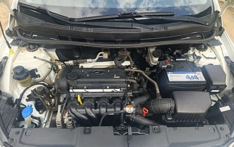 Hyundai Solaris II рестайлинг, 2013 год, 870 000 рублей, 6 фотография