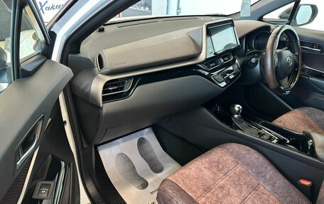 Toyota C-HR I рестайлинг, 2018 год, 2 479 000 рублей, 12 фотография