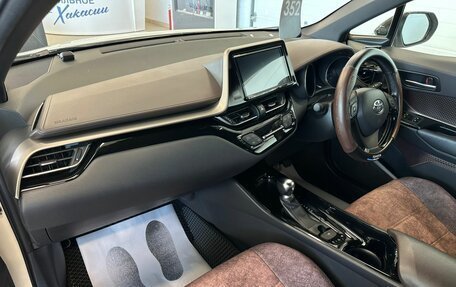 Toyota C-HR I рестайлинг, 2018 год, 2 479 000 рублей, 13 фотография