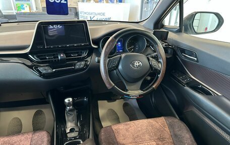 Toyota C-HR I рестайлинг, 2018 год, 2 479 000 рублей, 15 фотография