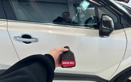 Toyota C-HR I рестайлинг, 2018 год, 2 479 000 рублей, 27 фотография