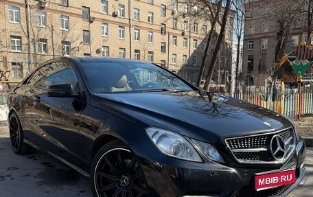 Mercedes-Benz E-Класс, 2012 год, 1 870 000 рублей, 1 фотография