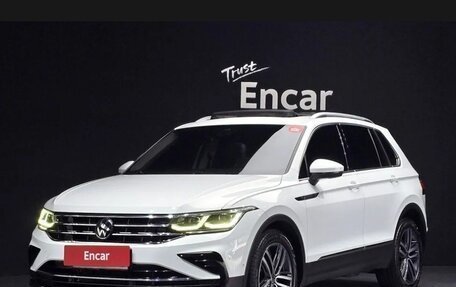 Volkswagen Tiguan II, 2023 год, 3 313 153 рублей, 1 фотография