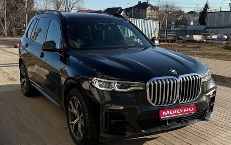 BMW X7, 2021 год, 8 990 000 рублей, 1 фотография