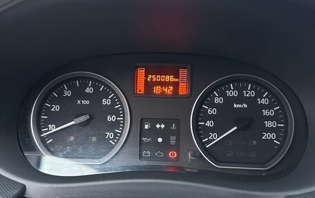 Renault Sandero I, 2012 год, 300 000 рублей, 7 фотография