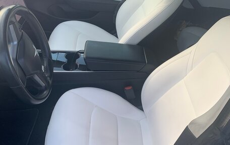 Tesla Model 3 I, 2019 год, 2 350 000 рублей, 2 фотография