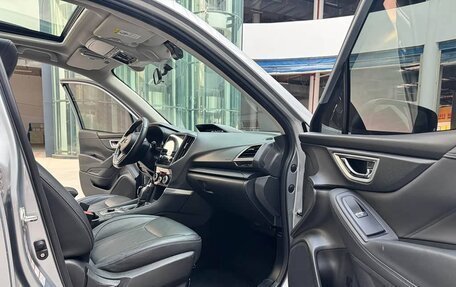 Subaru Forester, 2018 год, 2 200 000 рублей, 8 фотография