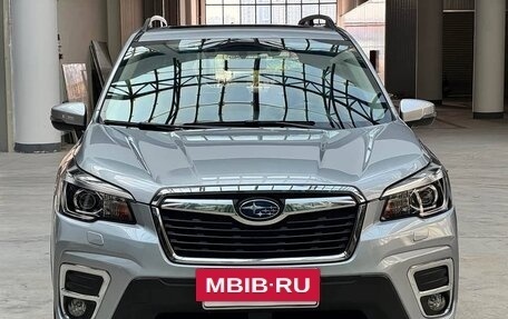 Subaru Forester, 2018 год, 2 200 000 рублей, 5 фотография