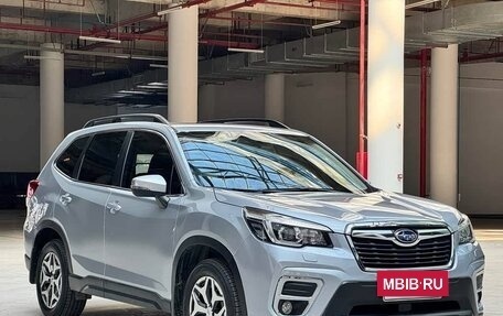 Subaru Forester, 2018 год, 2 200 000 рублей, 2 фотография