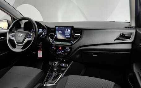 Hyundai Solaris II рестайлинг, 2022 год, 1 929 000 рублей, 13 фотография