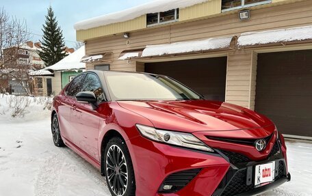 Toyota Camry, 2020 год, 3 800 000 рублей, 2 фотография