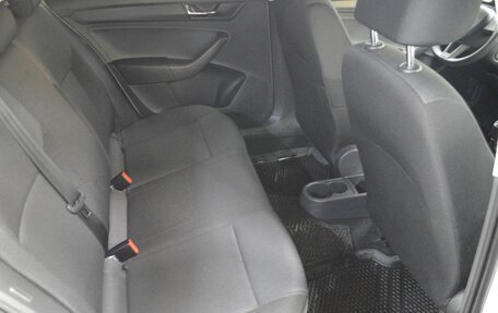 Skoda Rapid I, 2018 год, 1 212 000 рублей, 13 фотография