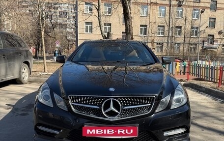 Mercedes-Benz E-Класс, 2012 год, 1 870 000 рублей, 2 фотография