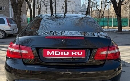 Mercedes-Benz E-Класс, 2012 год, 1 870 000 рублей, 5 фотография