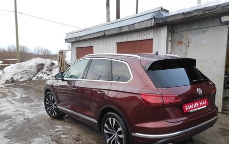 Volkswagen Touareg III, 2020 год, 6 300 000 рублей, 6 фотография