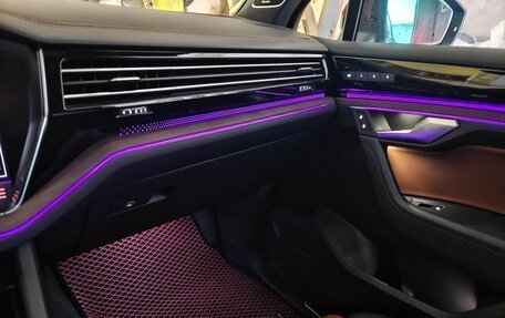 Volkswagen Touareg III, 2020 год, 6 300 000 рублей, 20 фотография