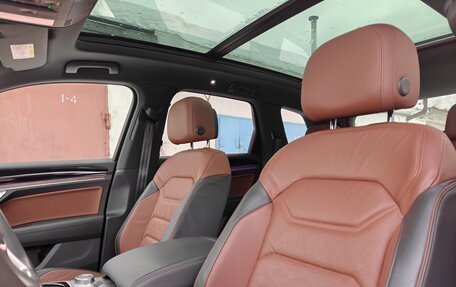 Volkswagen Touareg III, 2020 год, 6 300 000 рублей, 30 фотография