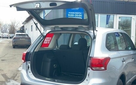 Mitsubishi Outlander III рестайлинг 3, 2018 год, 1 849 000 рублей, 8 фотография