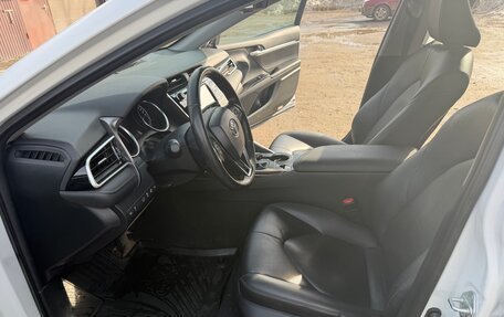 Toyota Camry, 2020 год, 3 400 000 рублей, 9 фотография