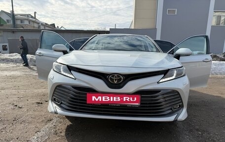 Toyota Camry, 2020 год, 3 400 000 рублей, 13 фотография