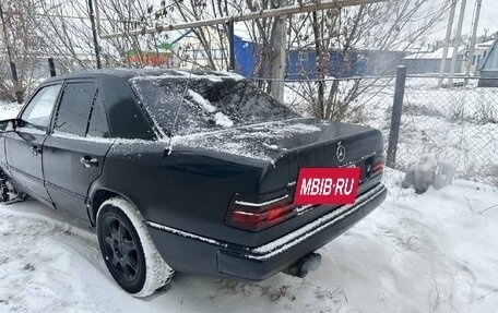 Mercedes-Benz W124, 1992 год, 129 000 рублей, 2 фотография