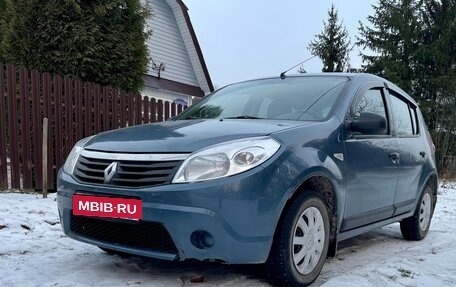 Renault Sandero I, 2013 год, 450 000 рублей, 1 фотография