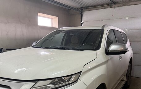 Mitsubishi Pajero Sport III рестайлинг, 2021 год, 4 000 000 рублей, 1 фотография