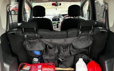 Toyota Ractis I, 2008 год, 630 000 рублей, 11 фотография