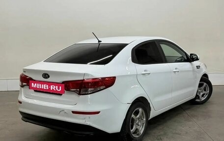 KIA Rio III рестайлинг, 2016 год, 977 000 рублей, 2 фотография