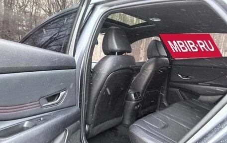 Hyundai Elantra, 2023 год, 1 290 000 рублей, 9 фотография