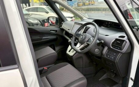 Nissan Serena IV, 2022 год, 1 630 000 рублей, 14 фотография