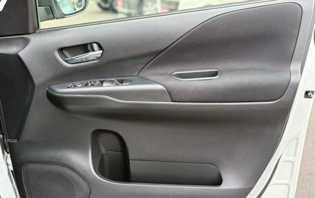 Nissan Serena IV, 2022 год, 1 630 000 рублей, 15 фотография